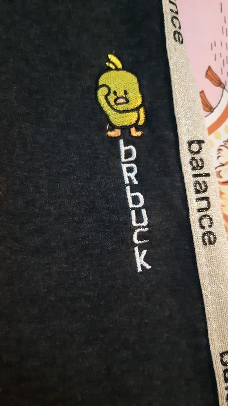 Zamatové nohavice, 104