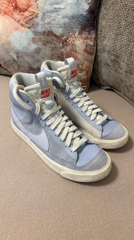 Bledomodre tenisky, zn. nike, nike,38