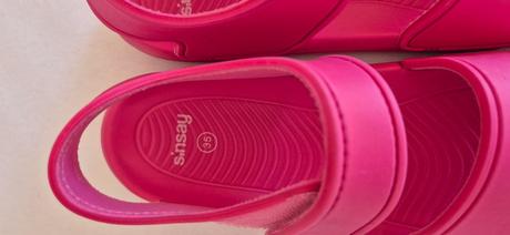 Sandále aj k vode, sinsay,35