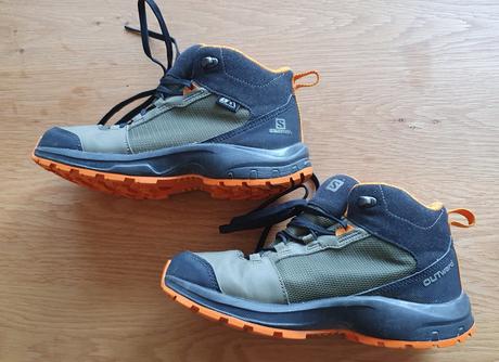 Predám nepremokavé turistické topánky salomon, salomon,35