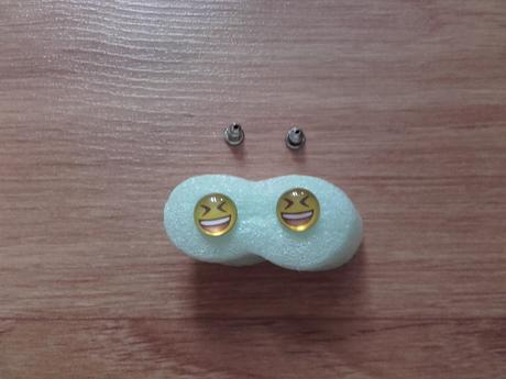 Náušnice emotikon - rôzne druhy,