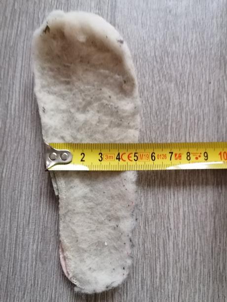 Modré kotnicky, baťa,24