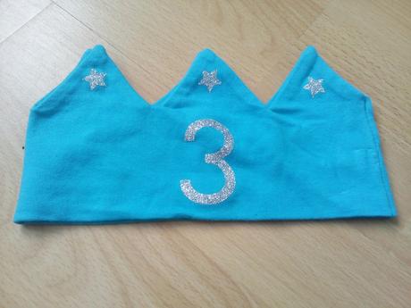 Tyrkysová korunka na hlávku pre 3 r., 