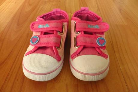 Tenisky - plátenky s minnie - veľ. 20-21, 20