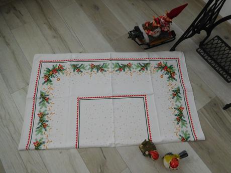 Obrus s vianočným motívom bavlnený, 