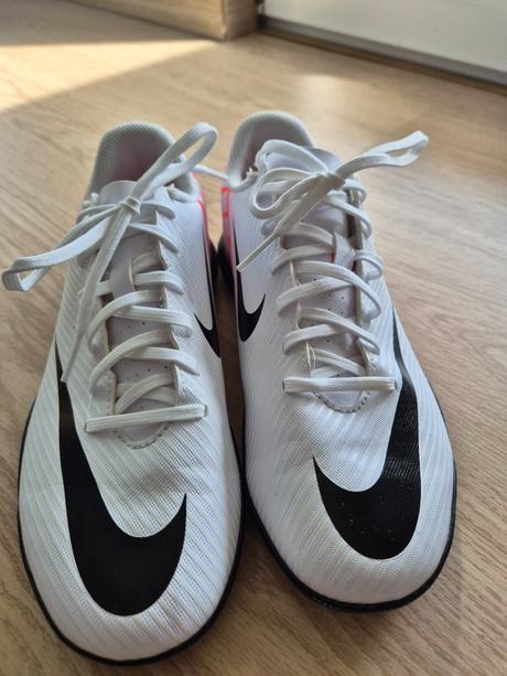 Kopacky turfy nike, velk. 38, nike,38