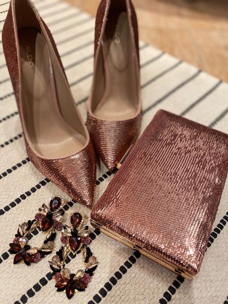 Set spoločenských doplnkov, 