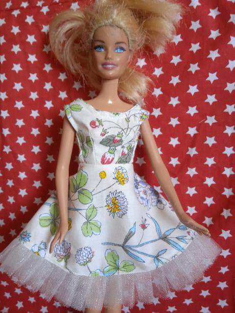 Šaty barbie,