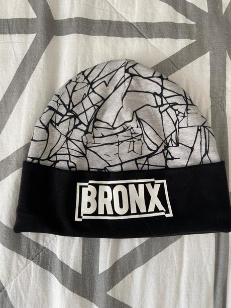 Čiapka, reserved,134