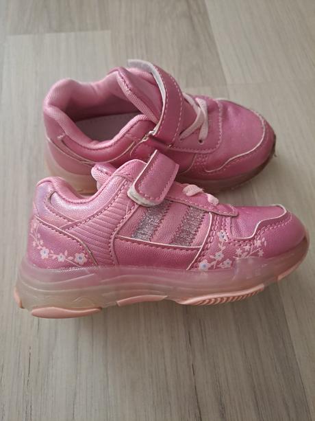 Dievčenské tenisky 24, 24