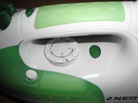 Žehlička neo si-2000, 