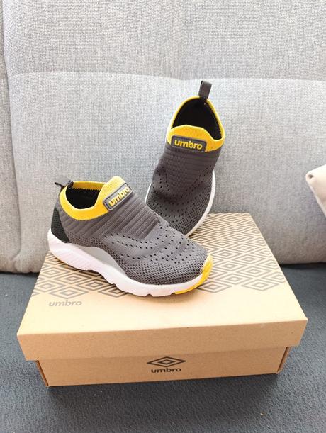 Letné tenisky, umbro,25