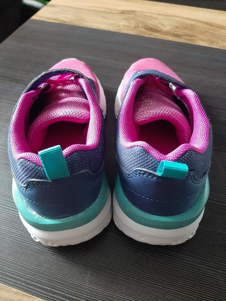 Botasky, graceland,32