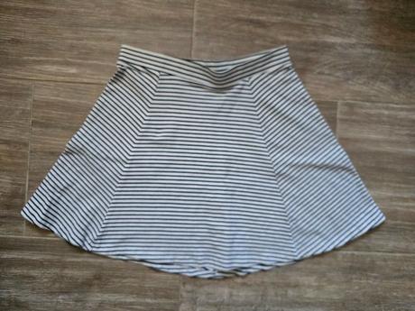Sukňa l, bershka,l