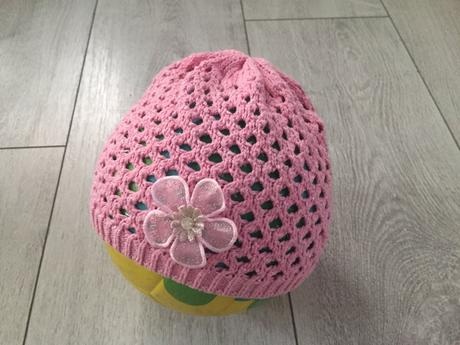 Dievcenska ciapka 6-12 mesiacov, 74