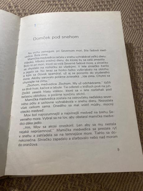 Krásna stará kniha muško a miško na severnom póle,