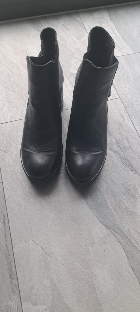 Členkove kozene cizmy, 40