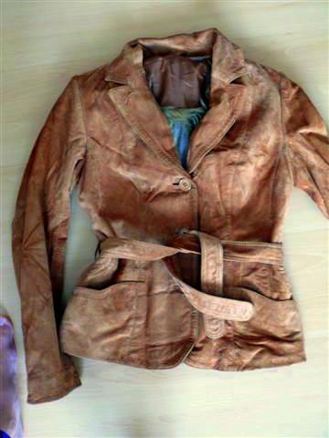 Kožená bundička/kabátik s odnímateľnou kožušinkou, 36