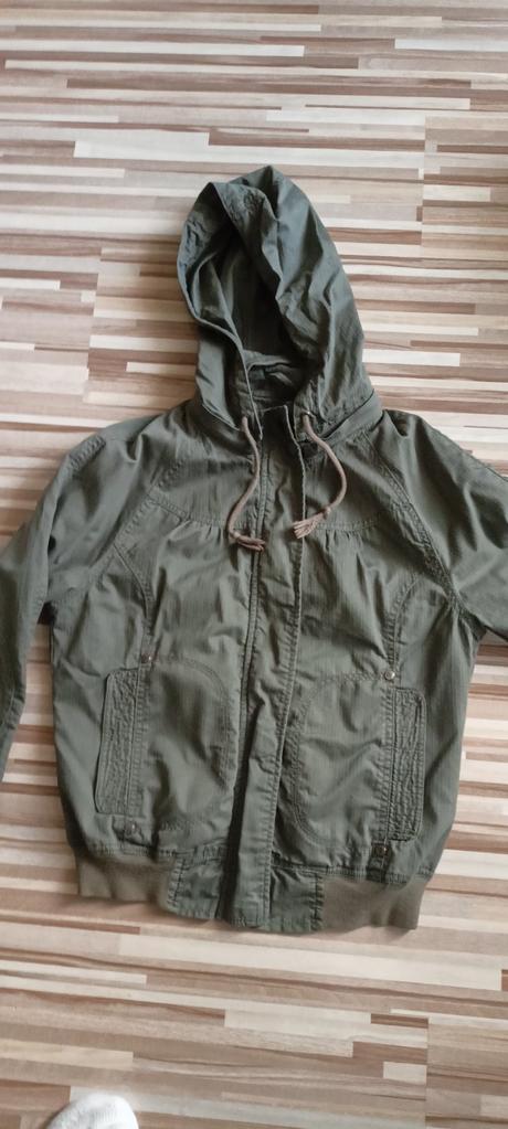 Bombera s odopínateľnou kapucňou, refree,s