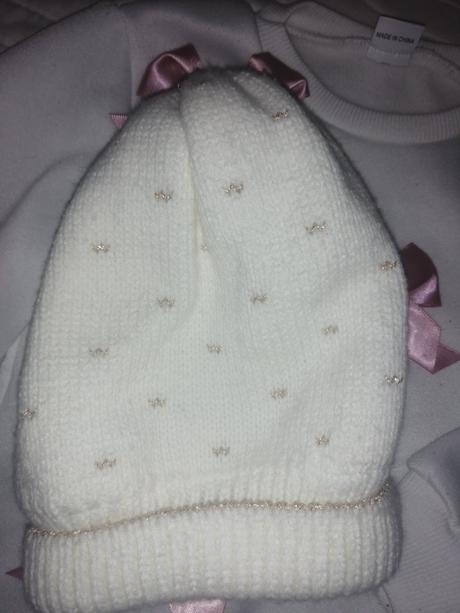 2 mikiny 110+ciapocka, 110