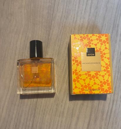 Damsky parfem 30ml avon a telove mlieko 125ml,