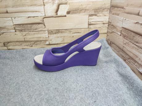 Crocs 38-39 - dámske gumené sandále, crocs,38