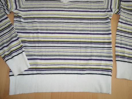 Dámsky sveter - pásik, m