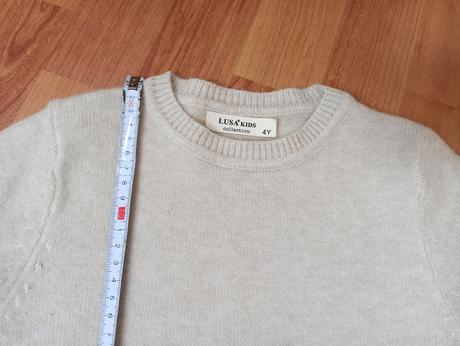 Nenoseny svetrík, 104