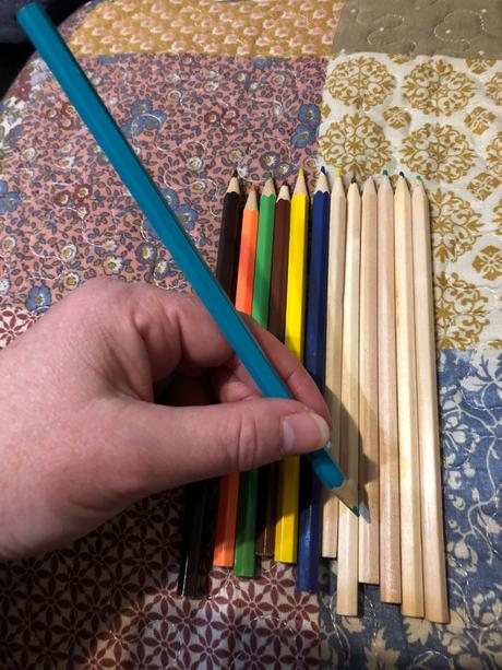 Pastelky a iné veci do školy alebo aj na doma,