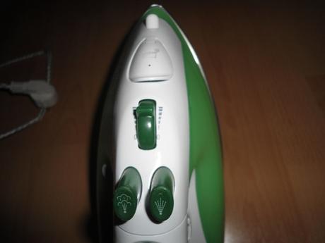 Žehlička neo si-2000, 