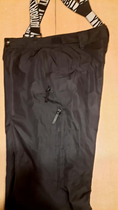 Predám lyžiarske nohavice authority  veľ.l, authority,l