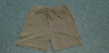 Šortky, f&f,92