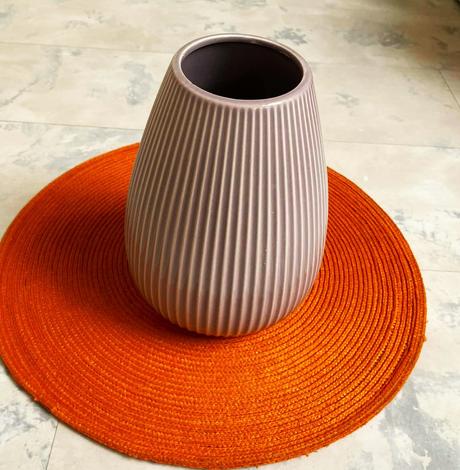 Porcelánová váza,