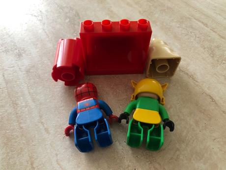 Lego duplo spiderman a electro, top stav, 
