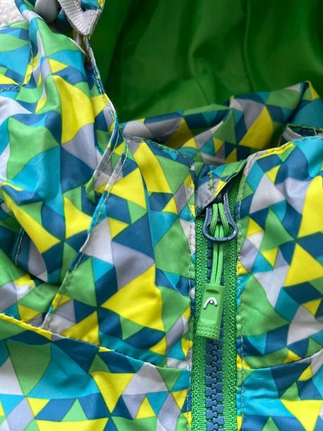 Bunda do dažďa, 152