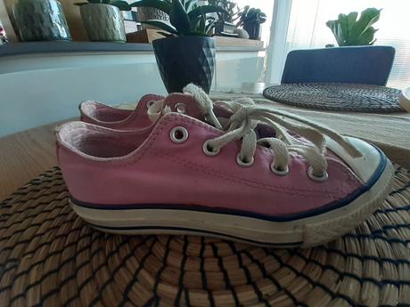 Ruzove converse c.30, converse,30