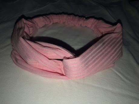 Čelenka svetlorúžová, 