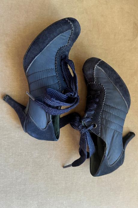 Pedro garcia semišové tenisky na opätku, 35