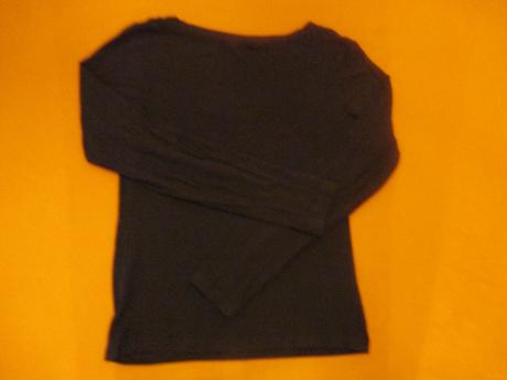 Tmavohnede tricko s, s