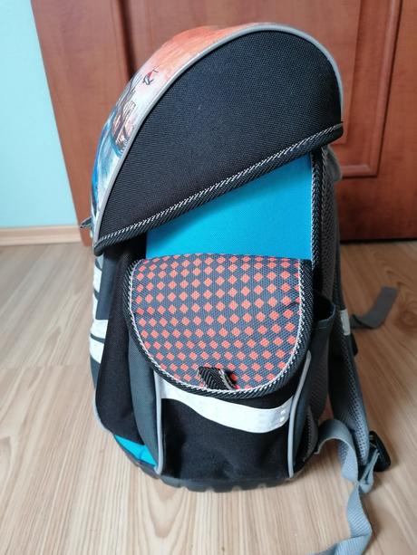 Školská taška,