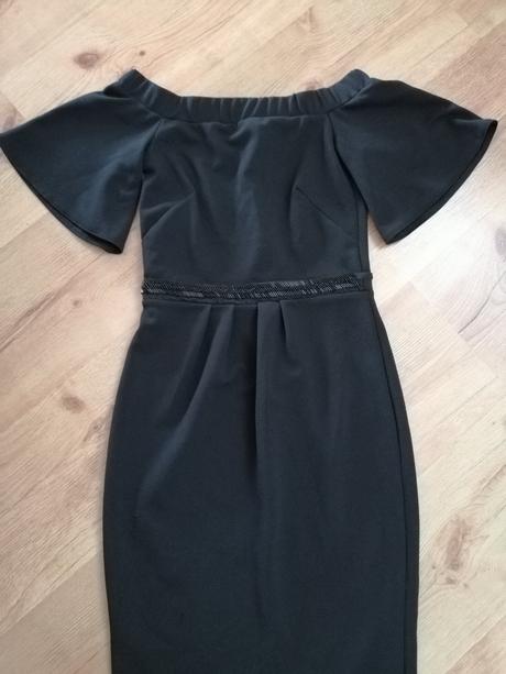 Krásne malé čierne, 34