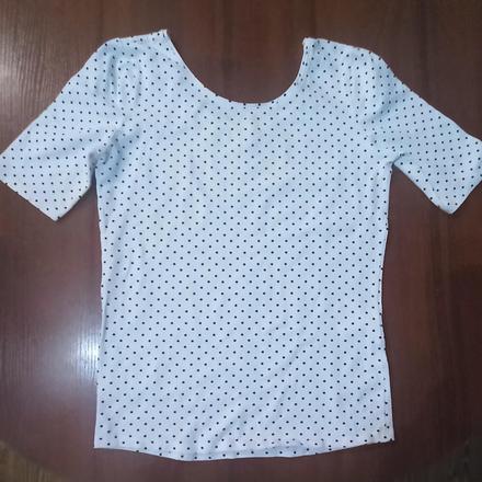 Tričko biele s čiernymi bodkami, nevynosené, reserved,m