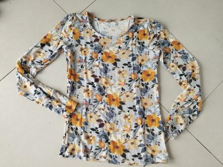 Kvietkovaný pulóver, orsay,s