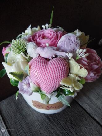 Umývacia mydlová kytička pivonky vs tulipany,