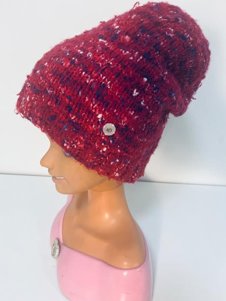 Štýlová oversize čiapka v nádhernej bordovej, s.oliver