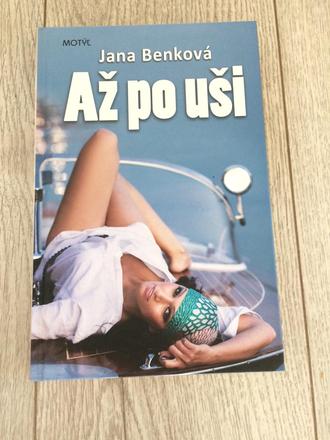 Jana benková až po uši,