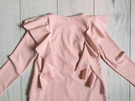 Šatičky s volánom, 134