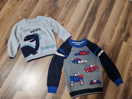 Svetrík s dinosaurom, tu,74