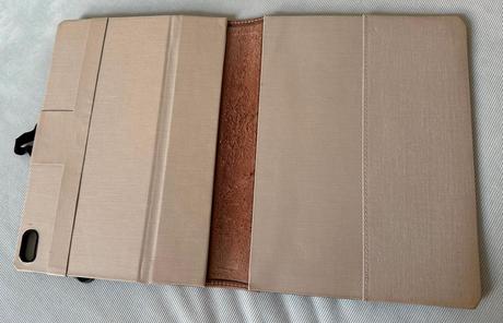 Obal na tablet od dodocase za 20eur+zadarmo,