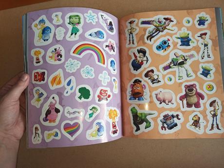 Disney pixar my book of everything 100 stickers, 